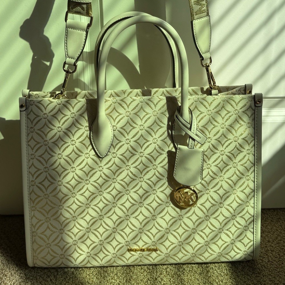 Michael Kors tote